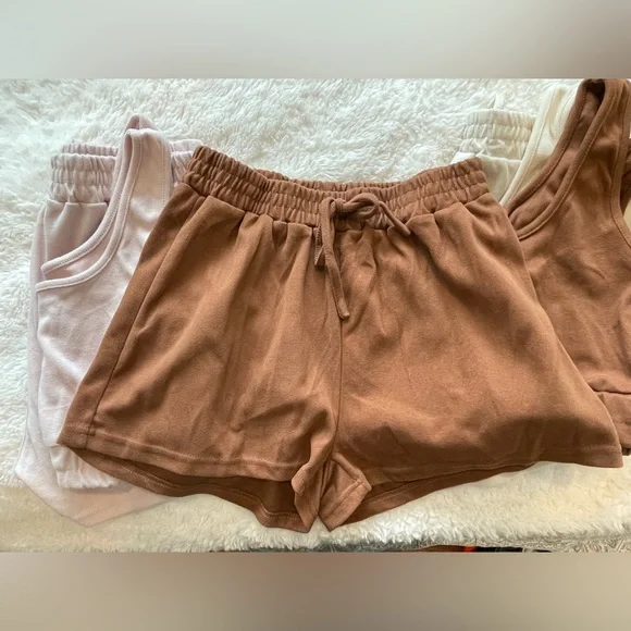 NWOT Amazon Six Piece Matching Cropped Tank & Short Sets Size Medium - Picture 4 of 8